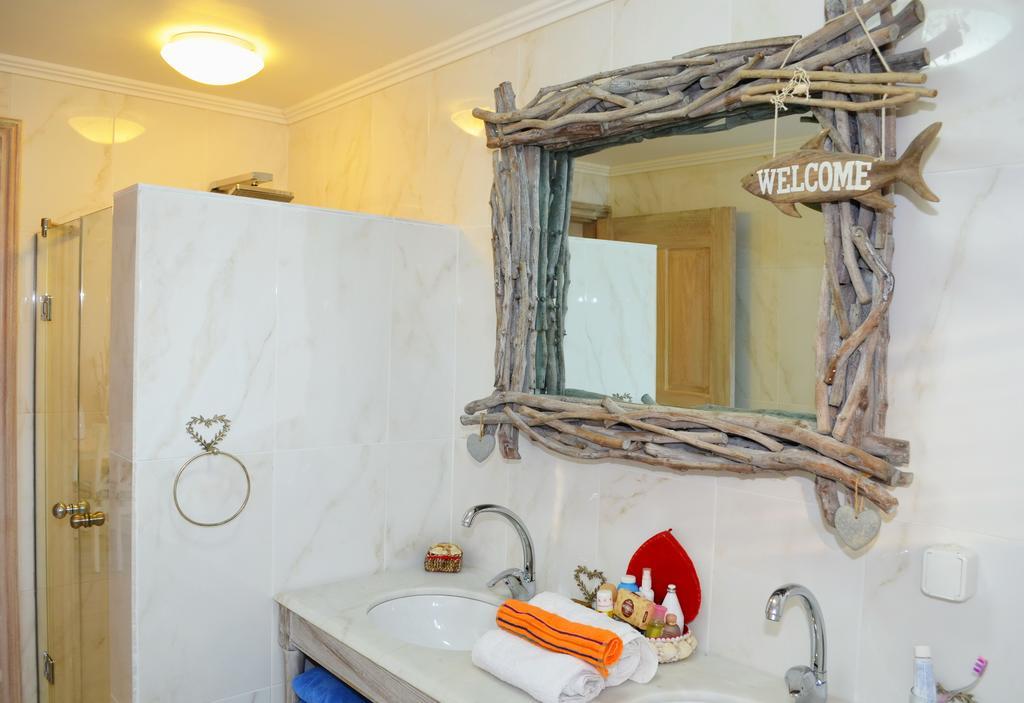 Villa Aristoteles Chalki Town Room photo